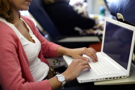 Guide to Laptop Power Ports on Planes .